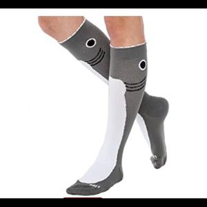 NWT one pair Shark sports compression socks